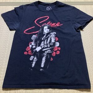 Selena Black Graphic T-Shirt Roses